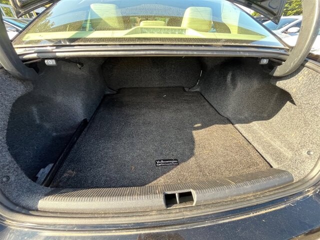 2014 Volkswagen Passat in Greenville, SC 29607 - 18087624 18