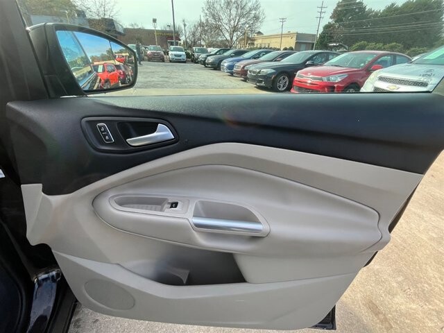 2013 Ford Escape in Greenville, SC 29607 - 18087625 9