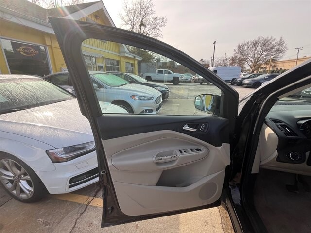 2013 Ford Escape in Greenville, SC 29607 - 18087625 23