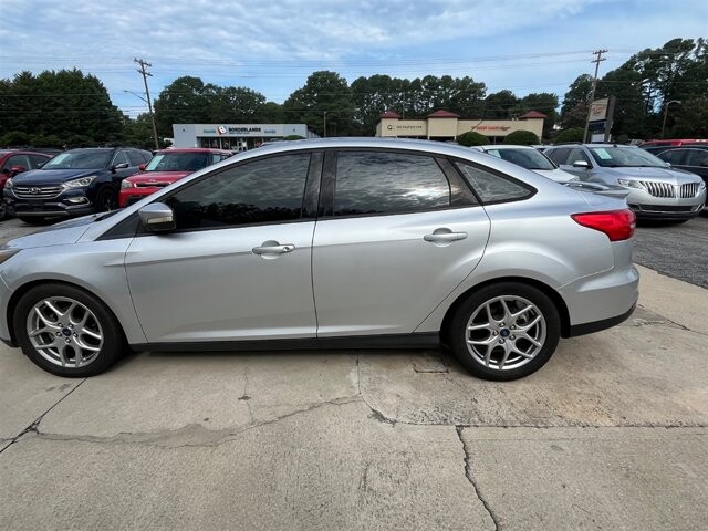 2015 Ford Focus in Greenville, SC 29607 - 18087630 6