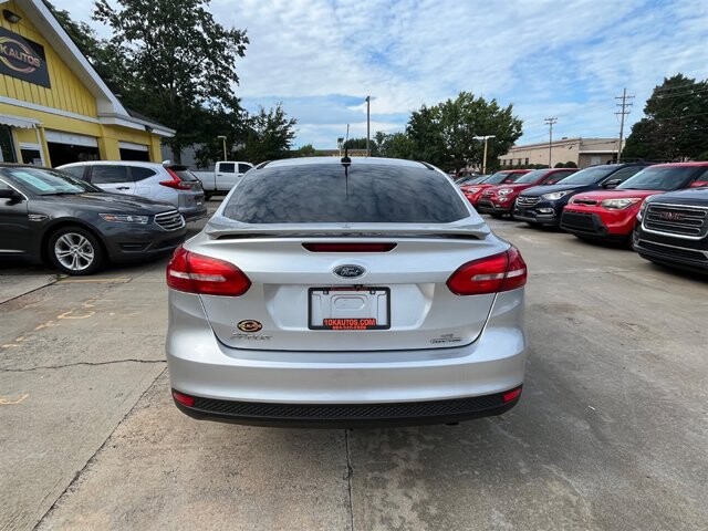 2015 Ford Focus in Greenville, SC 29607 - 18087630 4