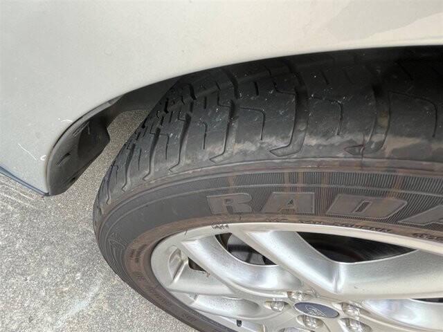 2015 Ford Focus in Greenville, SC 29607 - 18087630 10