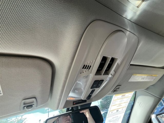 2010 Chevrolet Equinox in Greenville, SC 29607 - 18087635 33