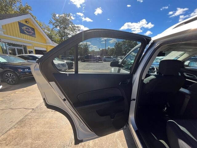 2010 Chevrolet Equinox in Greenville, SC 29607 - 18087635 23