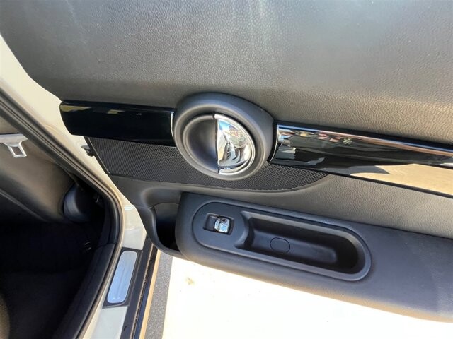 2019 MINI Cooper Clubman in Greenville, SC 29607 - 18087636 20