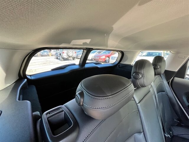 2019 MINI Cooper Clubman in Greenville, SC 29607 - 18087636 22