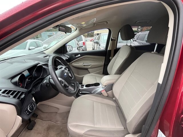 2016 Ford Escape in Greenville, SC 29607 - 18087639 32