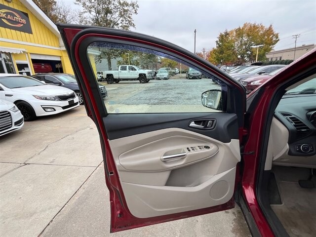 2016 Ford Escape in Greenville, SC 29607 - 18087639 28