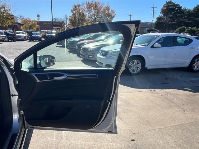 2014 Ford Fusion in Greenville, SC 29607 - 18087640 13