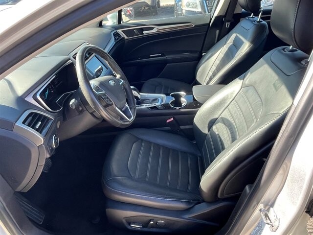 2014 Ford Fusion in Greenville, SC 29607 - 18087640 28