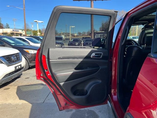 2017 Jeep Grand Cherokee in Greenville, SC 29607 - 18087641 27