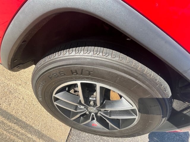 2017 Jeep Grand Cherokee in Greenville, SC 29607 - 18087641 9