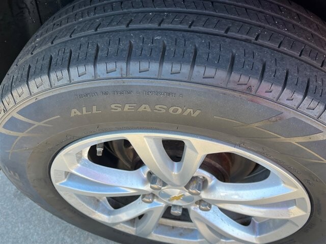 2016 Chevrolet Equinox in Greenville, SC 29607 - 18087644 10