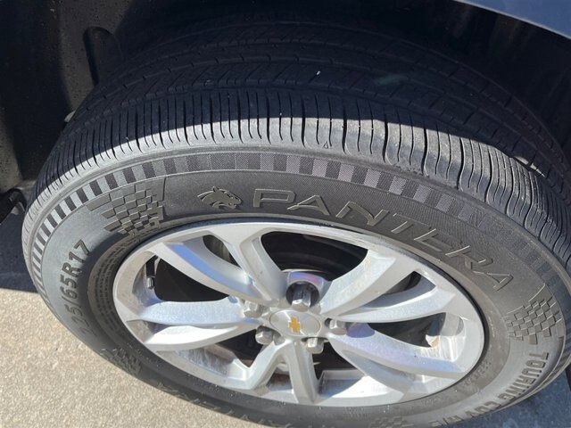 2016 Chevrolet Equinox in Greenville, SC 29607 - 18087644 11