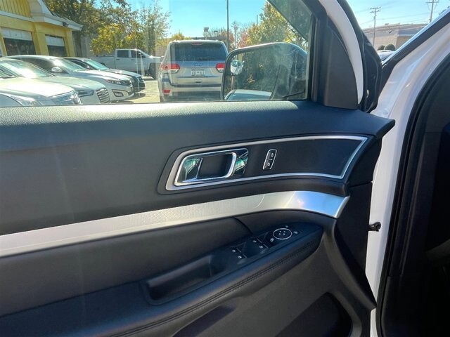 2016 Ford Explorer in Greenville, SC 29607 - 18087645 29
