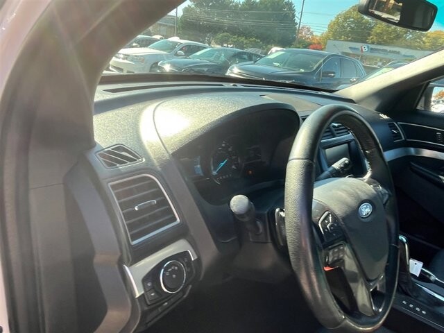 2016 Ford Explorer in Greenville, SC 29607 - 18087645 32