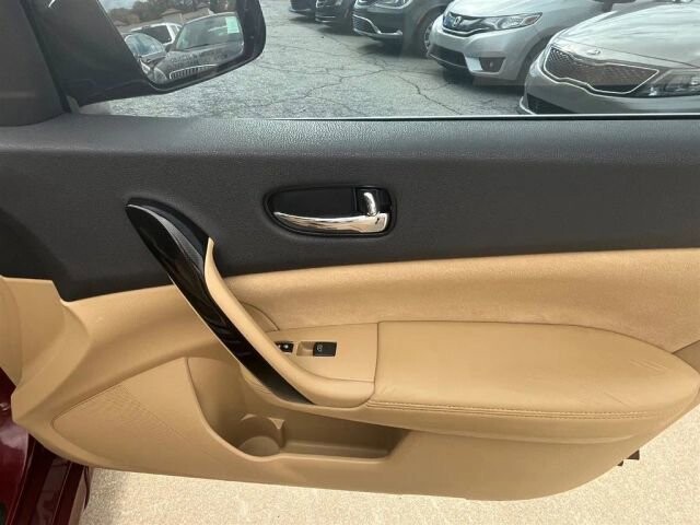 2010 Nissan Maxima in Greenville, SC 29607 - 18087646 12