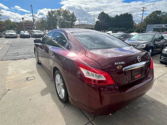2010 Nissan Maxima in Greenville, SC 29607 - 18087646 5