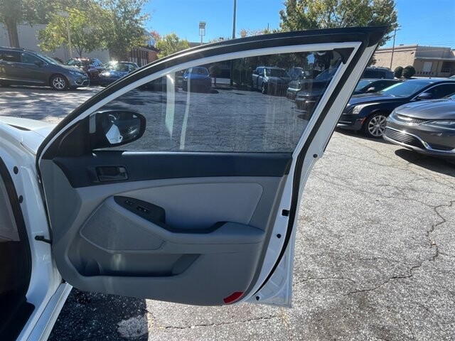 2015 Kia Optima in Greenville, SC 29607 - 18087647 15