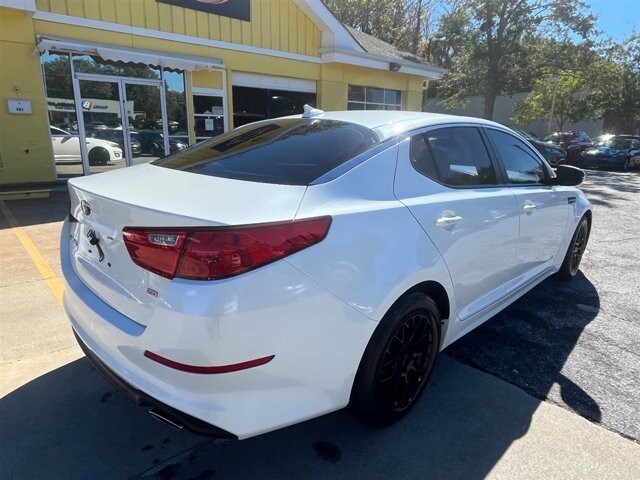 2015 Kia Optima in Greenville, SC 29607 - 18087647 3