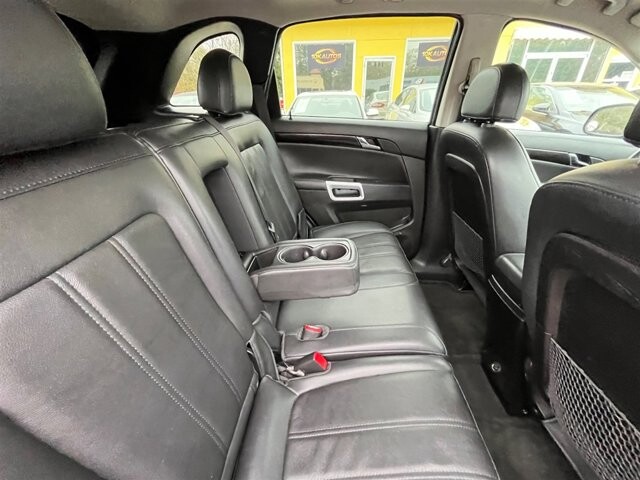 2014 Chevrolet Captiva Sport in Greenville, SC 29607 - 18087649 16