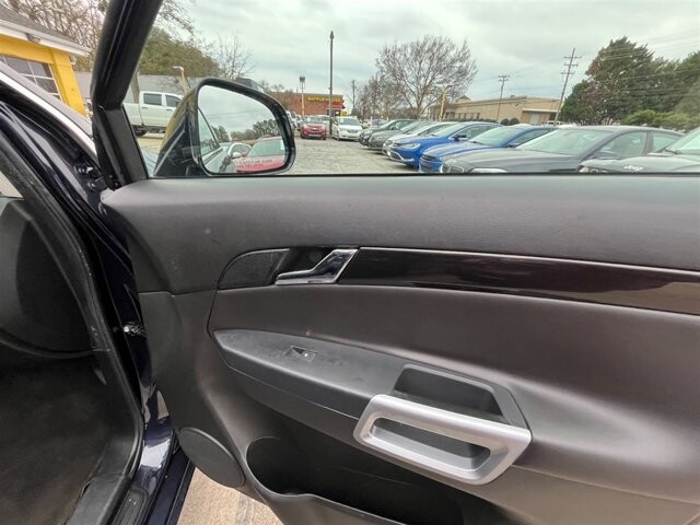 2014 Chevrolet Captiva Sport in Greenville, SC 29607 - 18087649 9