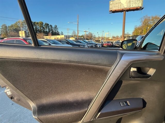 2017 Toyota RAV4 in Greenville, SC 29607 - 18087650 24