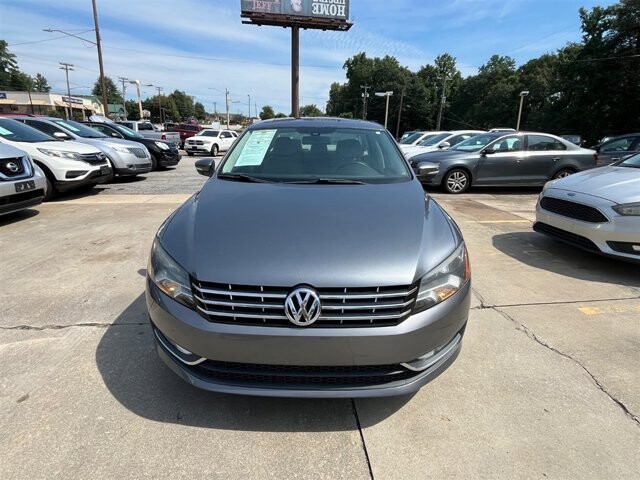 2013 Volkswagen Passat in Greenville, SC 29607 - 18087659 8