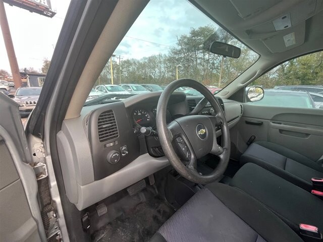 2013 Chevrolet Silverado 1500 in Greenville, SC 29607 - 18087660 23