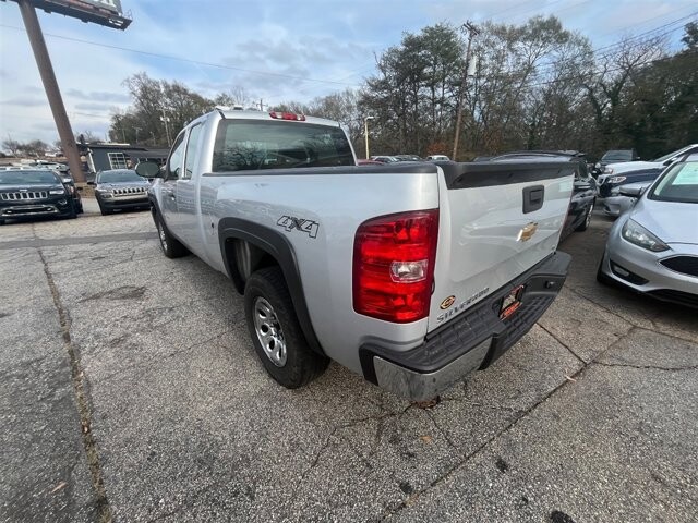 2013 Chevrolet Silverado 1500 in Greenville, SC 29607 - 18087660 6