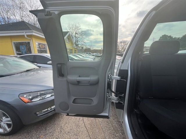 2013 Chevrolet Silverado 1500 in Greenville, SC 29607 - 18087660 15