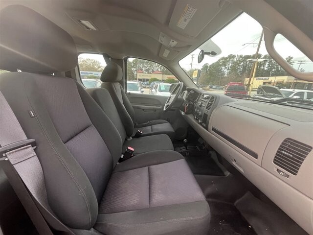 2013 Chevrolet Silverado 1500 in Greenville, SC 29607 - 18087660 13