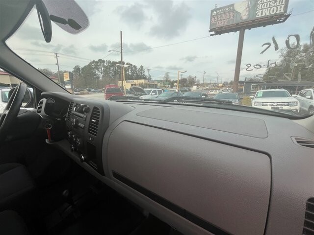 2013 Chevrolet Silverado 1500 in Greenville, SC 29607 - 18087660 14