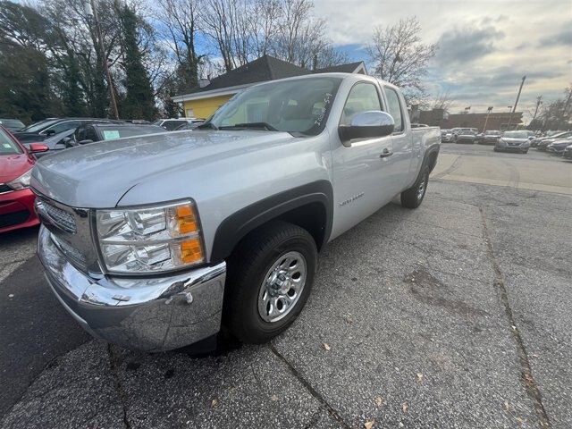 2013 Chevrolet Silverado 1500 in Greenville, SC 29607 - 18087660 8