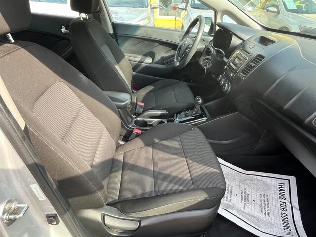 2017 Kia Forte in Greenville, SC 29607 - 18087661 15