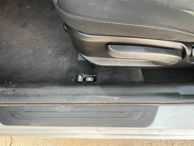 2017 Kia Forte in Greenville, SC 29607 - 18087661 26