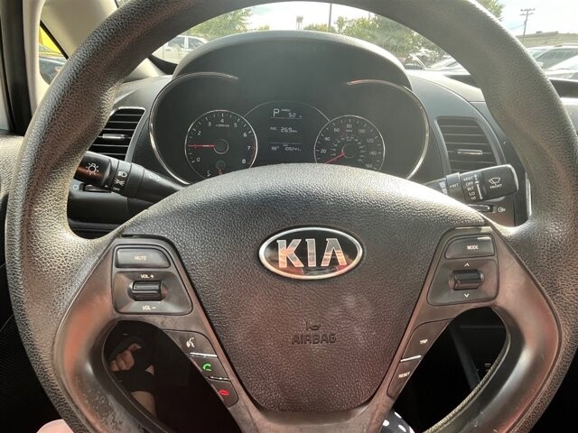2017 Kia Forte in Greenville, SC 29607 - 18087661 29
