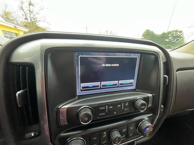 2015 Chevrolet Silverado 1500 in Greenville, SC 29607 - 18087662 39