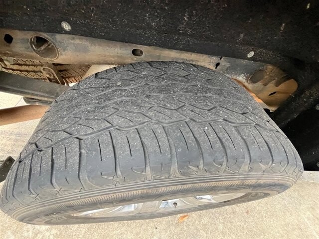 2015 Chevrolet Silverado 1500 in Greenville, SC 29607 - 18087662 11