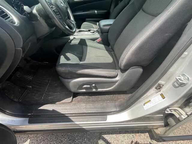 2018 Nissan Pathfinder in Greenville, SC 29607 - 18087664 27