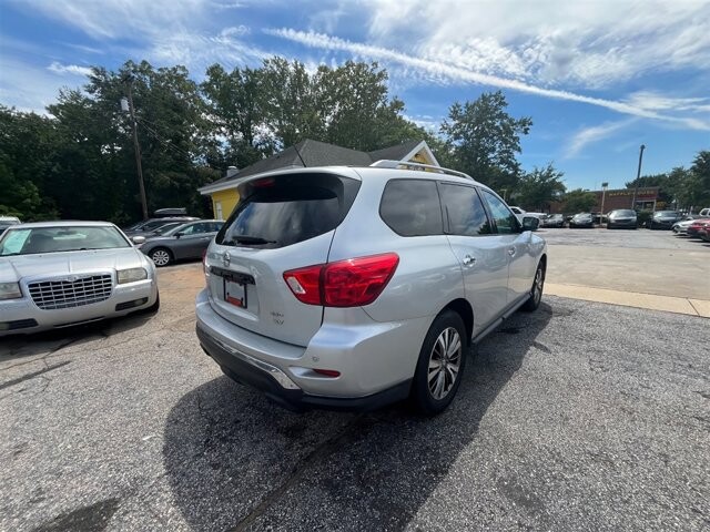 2018 Nissan Pathfinder in Greenville, SC 29607 - 18087664 3
