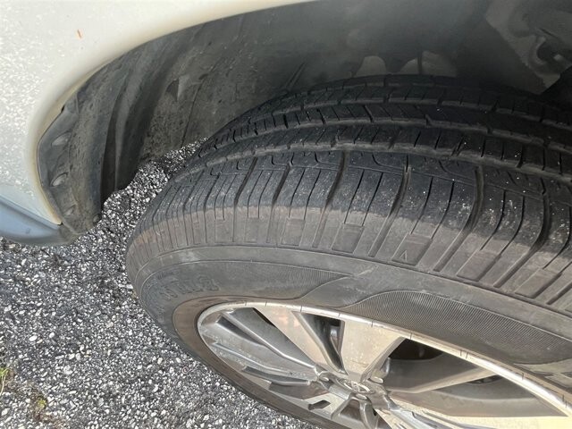 2018 Nissan Pathfinder in Greenville, SC 29607 - 18087664 9