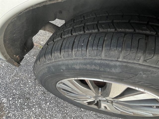 2018 Nissan Pathfinder in Greenville, SC 29607 - 18087664 10