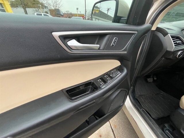 2018 Ford Edge in Greenville, SC 29607 - 18087665 33