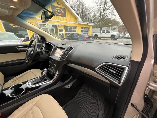 2018 Ford Edge in Greenville, SC 29607 - 18087665 17