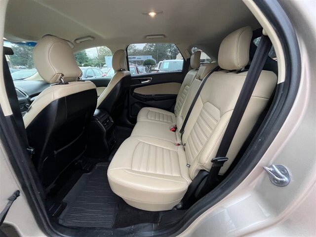 2018 Ford Edge in Greenville, SC 29607 - 18087665 30