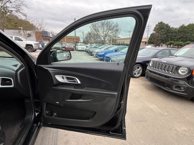 2016 Chevrolet Equinox in Greenville, SC 29607 - 18087669 13