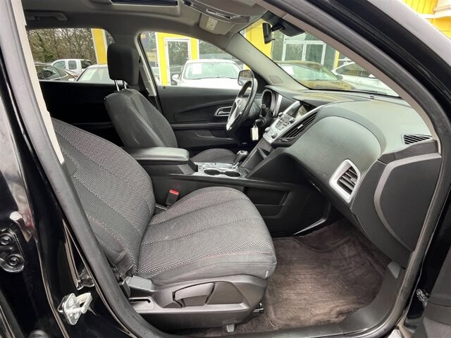 2016 Chevrolet Equinox in Greenville, SC 29607 - 18087669 15