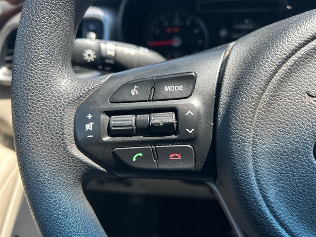 2017 Kia Sorento in Greenville, SC 29607 - 18087670 35