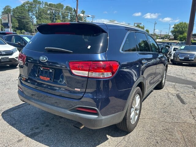 2017 Kia Sorento in Greenville, SC 29607 - 18087670 5